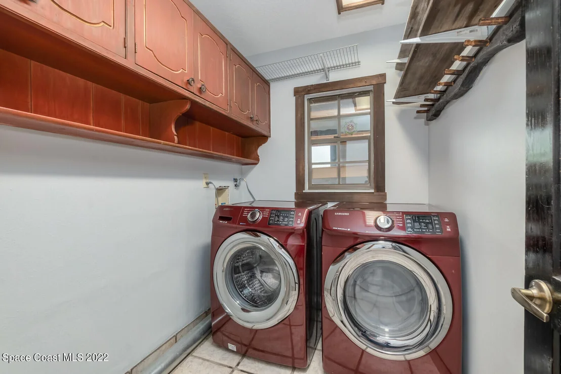 Photo of 140 9th Avenue
