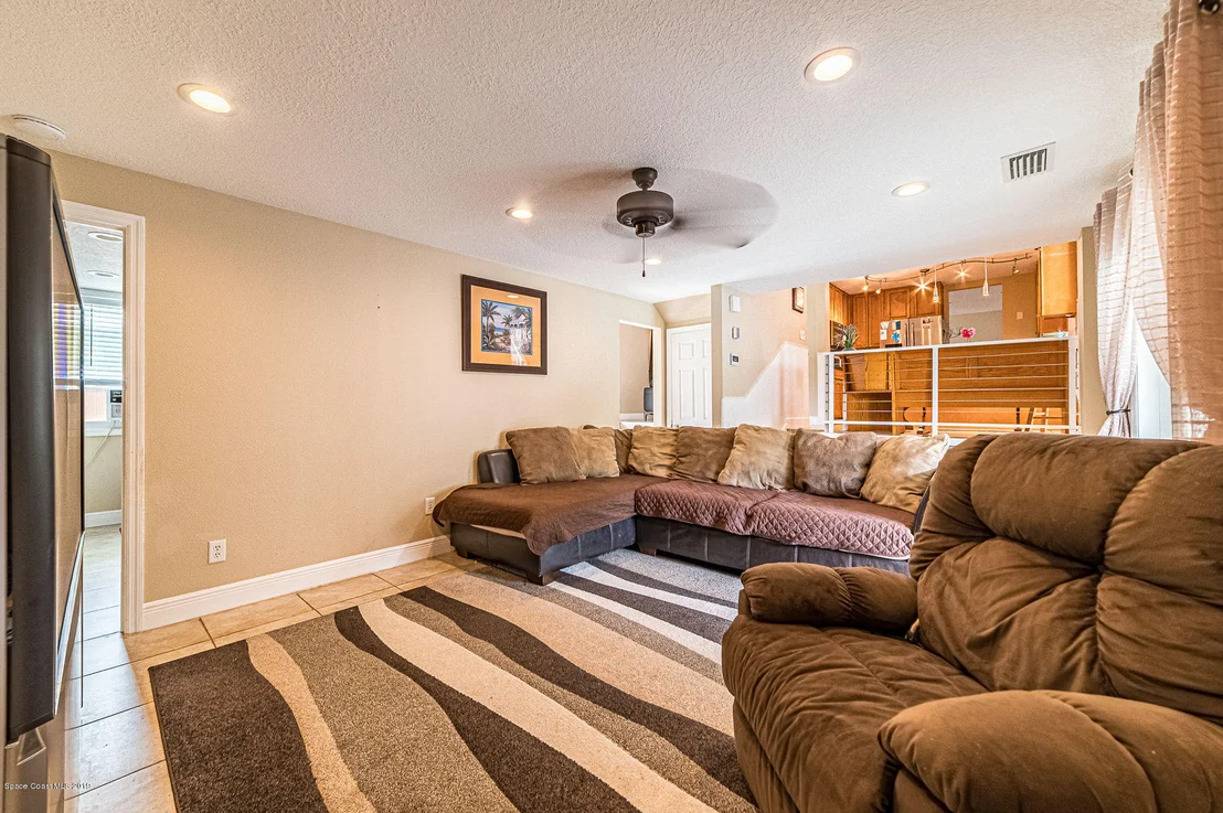 Photo of 601 Edgewood Drive