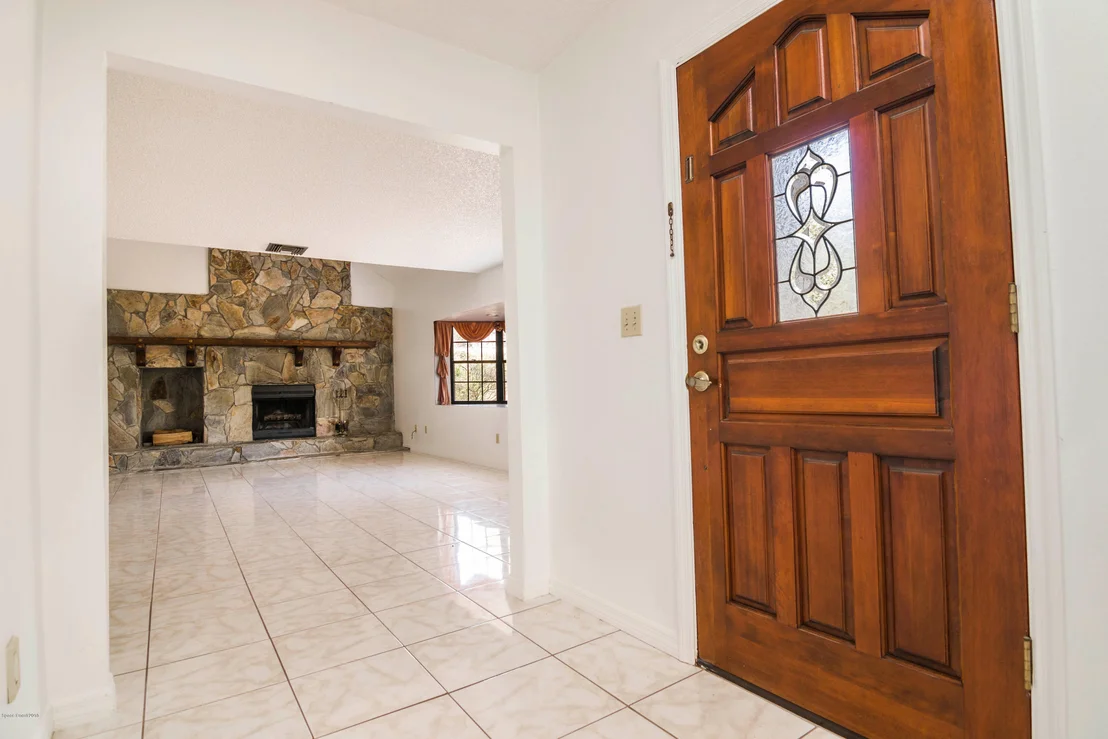 Photo of 2310 Holder Road
