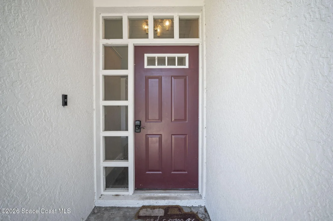 Photo of 894 Jamestown Drive