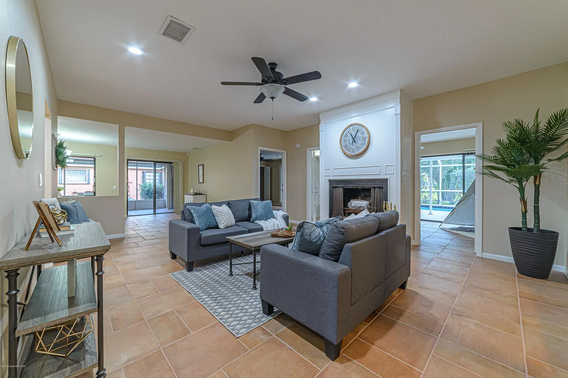 Photo of 1035 Park Ridge Place