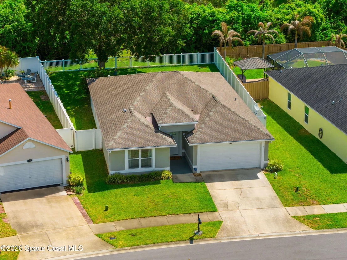 Photo of 4616 Four Lakes Drive