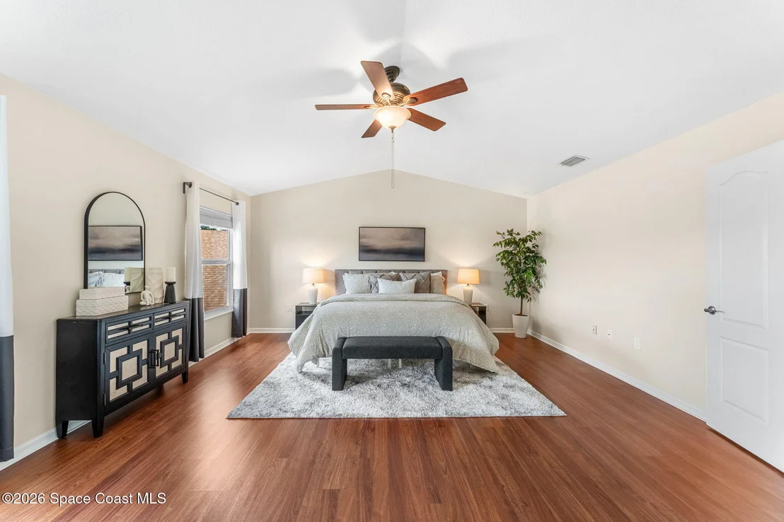 Photo of 981 Shaw Circle
