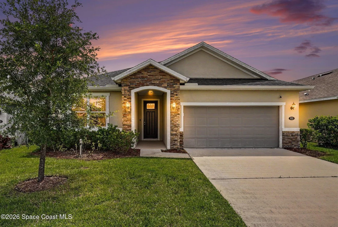 Photo of 935 Potenza Drive
