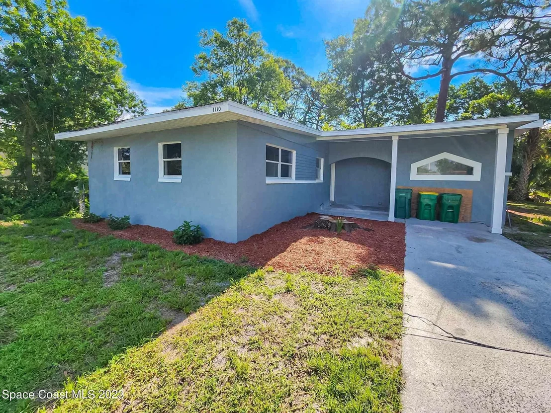 Photo of 1110 Hickory Lane