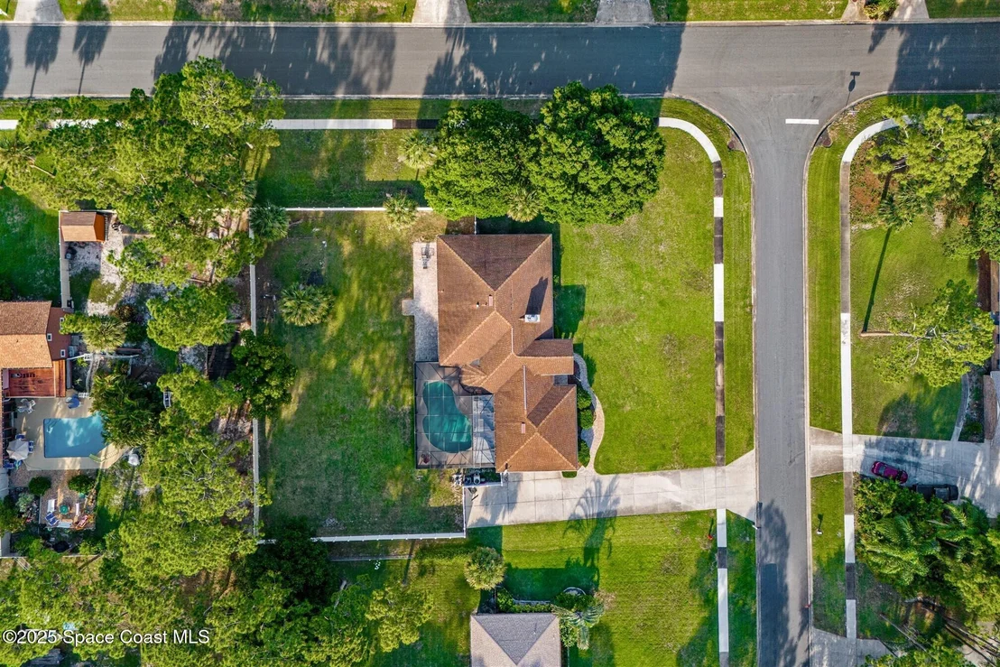 Photo of 8000 Pine Needle Lane
