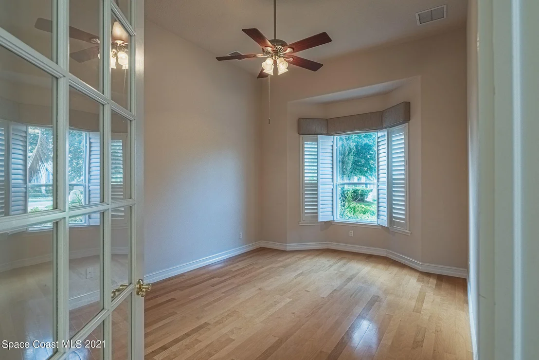 Photo of 8181 Compton Way