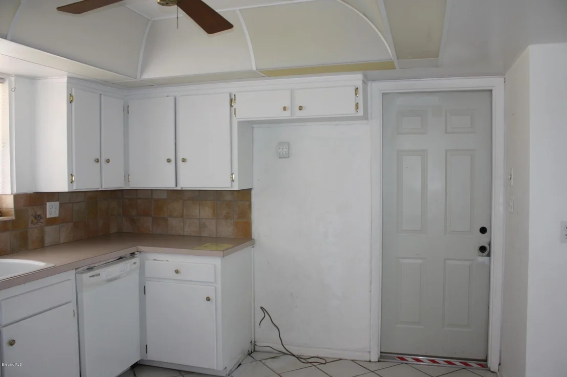 Photo of 400 Bahama Drive
