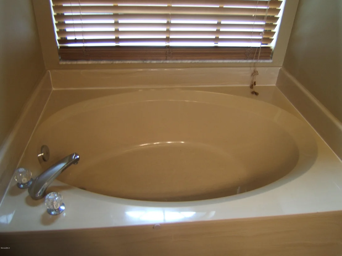 Photo of 875 Jamestown Drive