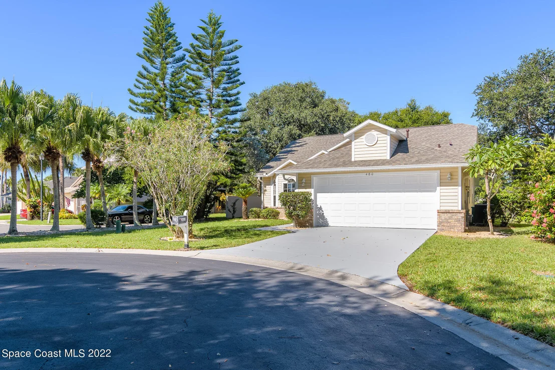 Photo of 480 Prestwick Court