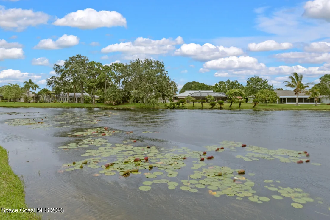 Photo of 401 Crystal Lake Drive