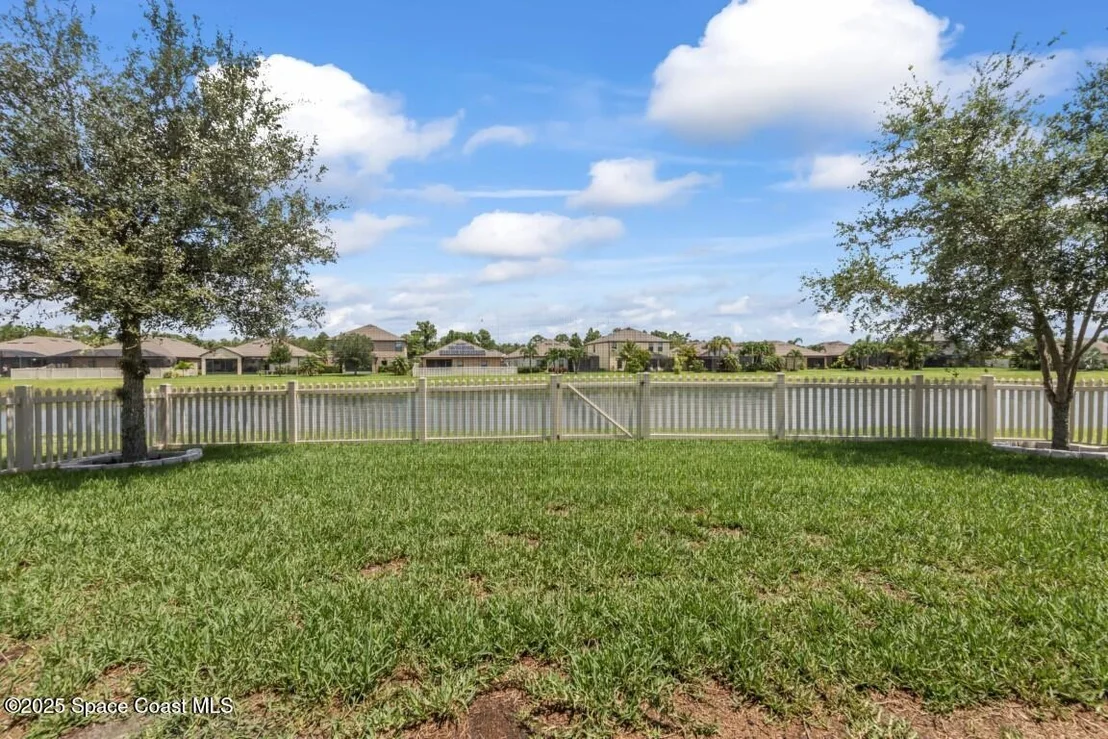 Photo of 1071 Dillard Drive SE
