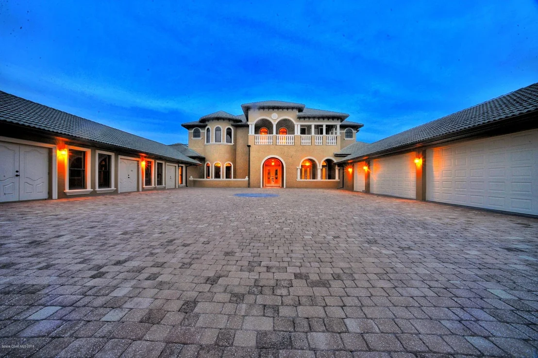 Photo of 3012 Bellwind Circle