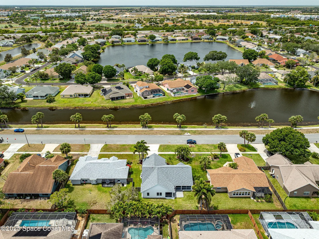 Photo of 1909 Crane Creek Boulevard