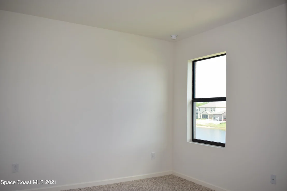 Photo of 319 Wiregrass Avenue
