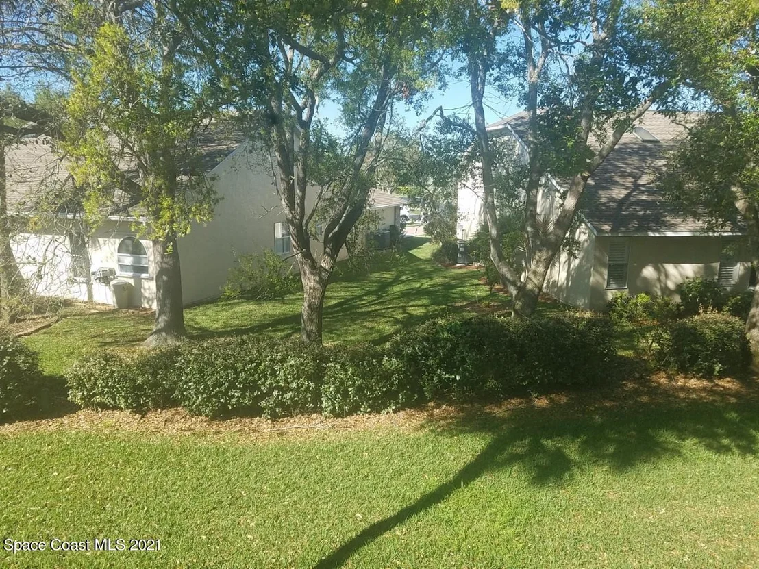 Photo of Unit 1122 at 325 Tangle Run Boulevard