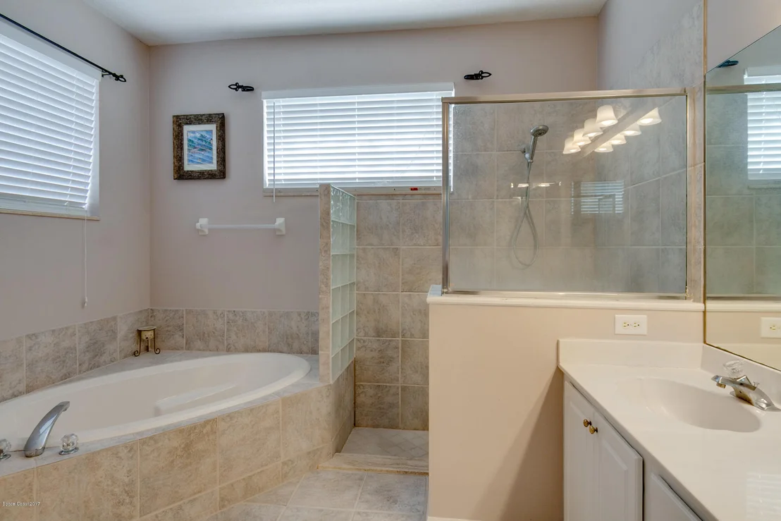 Photo of 5719 Newbury Circle