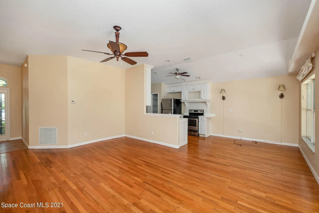 Photo of 2501 Stratford Pointe Drive