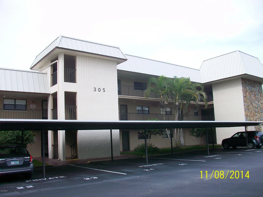 Photo of Unit 1213 at 305 Tangle Run Boulevard