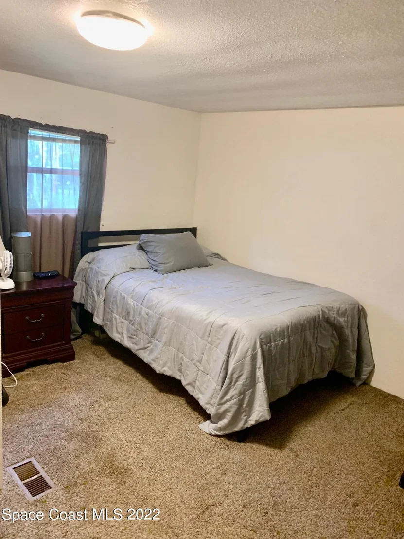 Photo of 3420 Turnbull Road