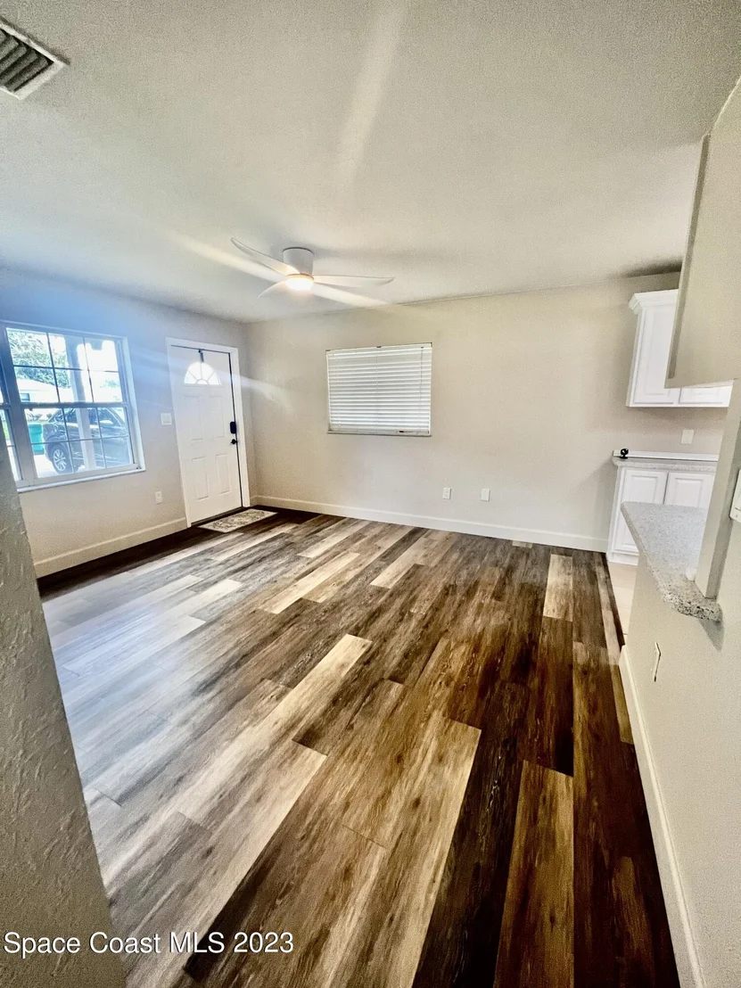 Photo of 1369 Pinewood Drive