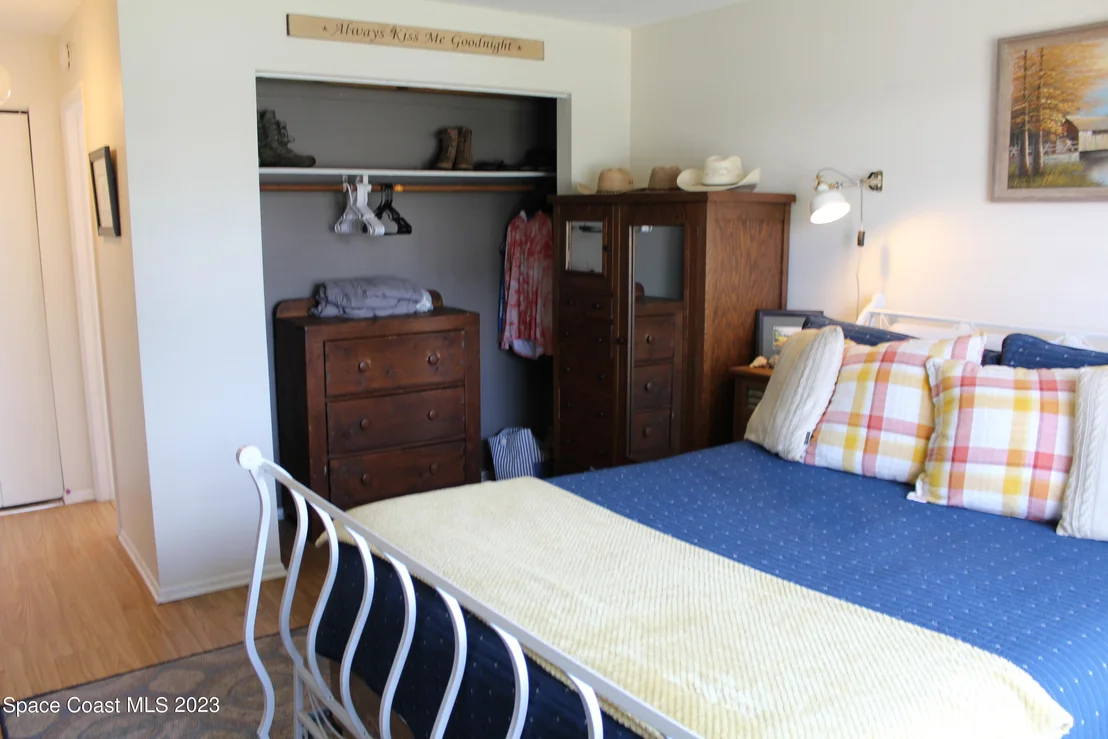 Photo of 2780 Locksley Road