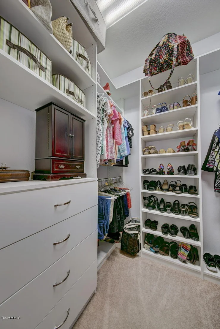 Photo of 5909 Croydon Court