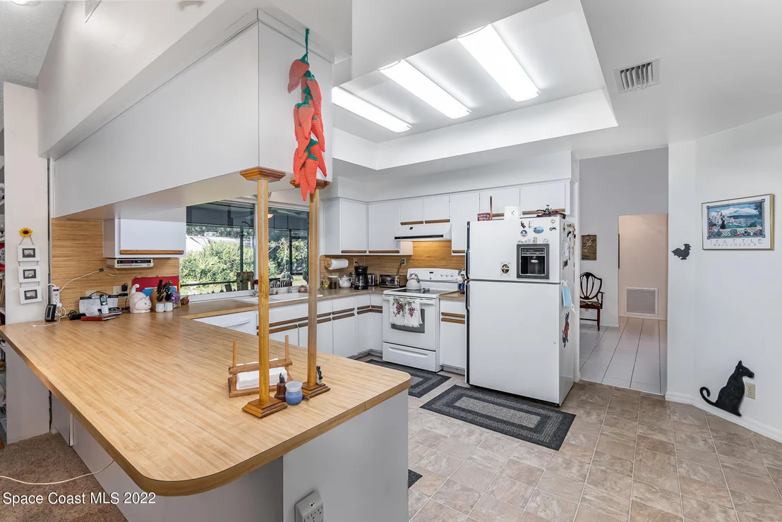 Photo of 4050 Burkholm Road