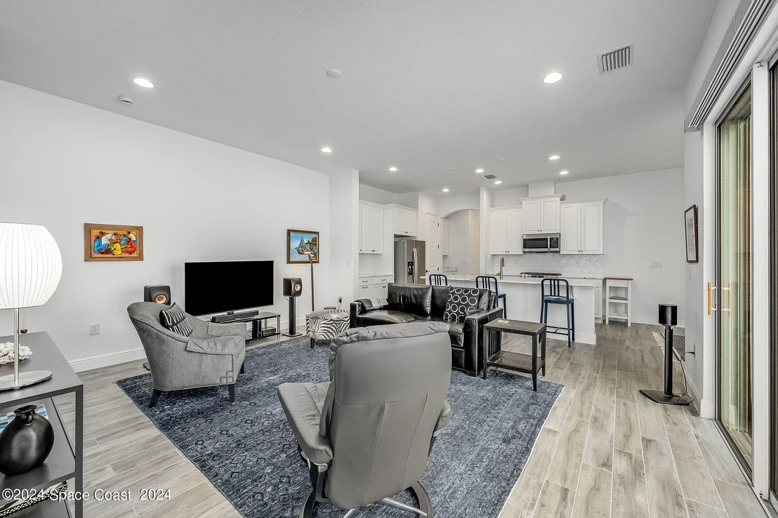 Photo of 8536 Lyside Drive