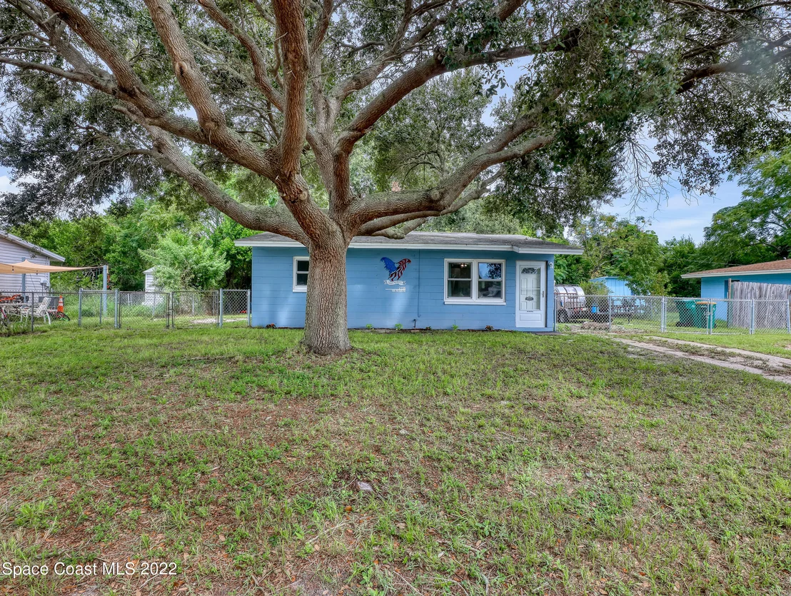 Photo of 2156 King Richard Road