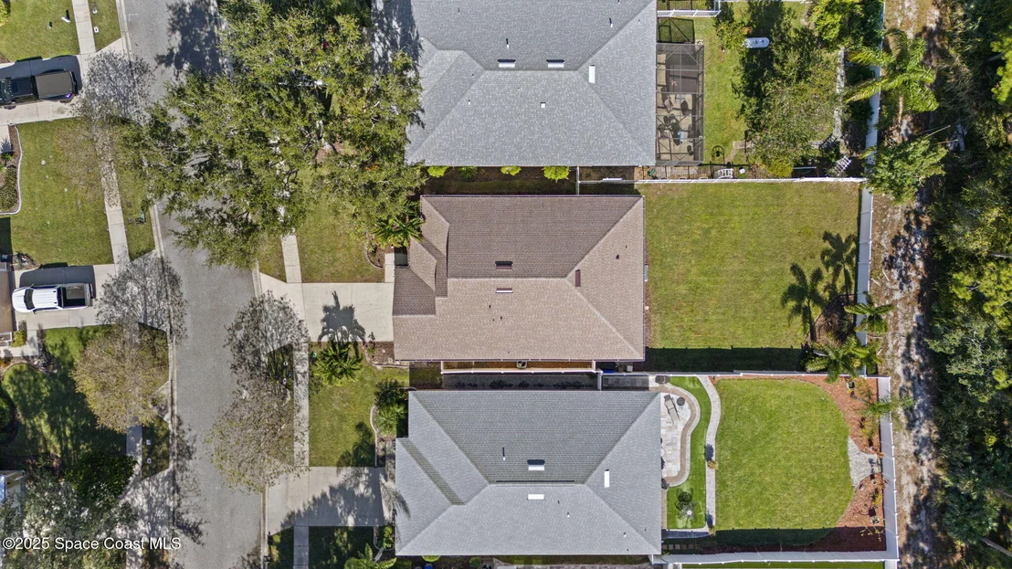 Photo of 381 Waterside Circle