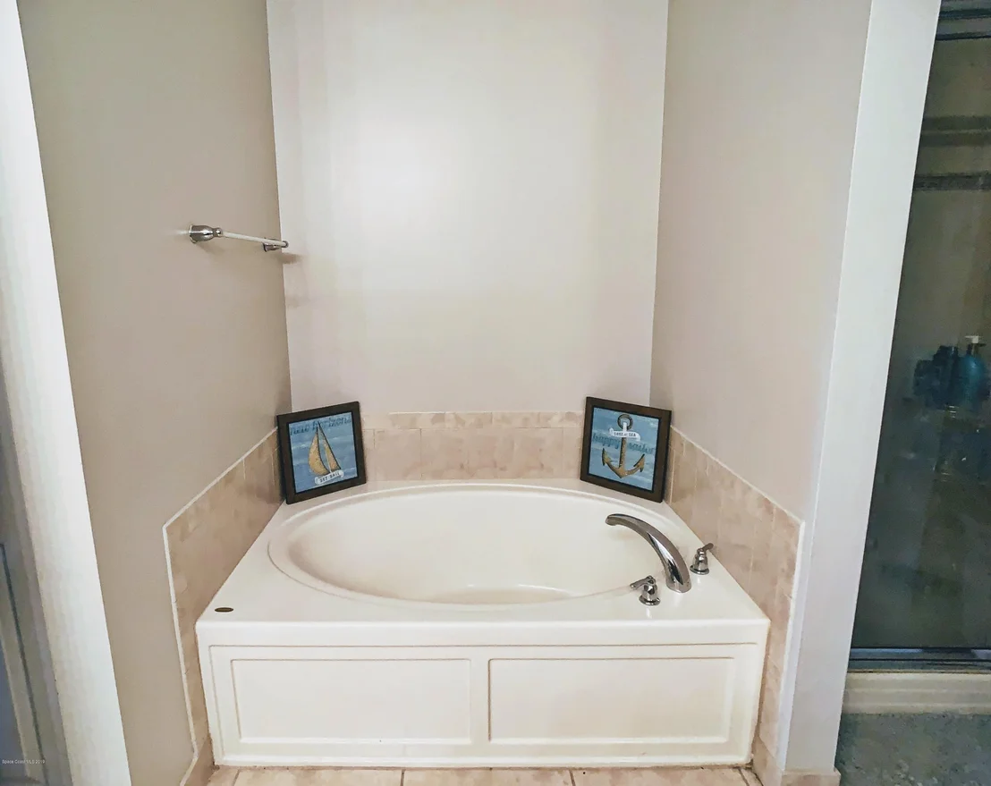 Photo of 4467 56th Lane