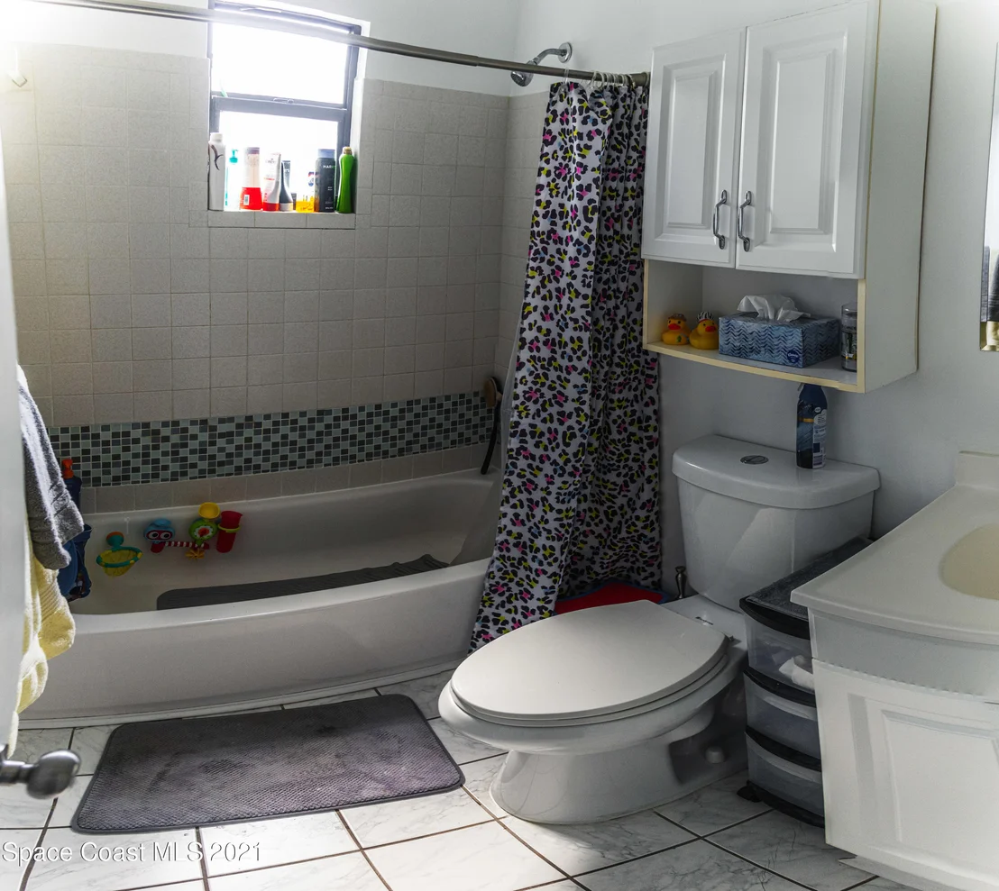 Photo of 5696 Beaverbrook Street