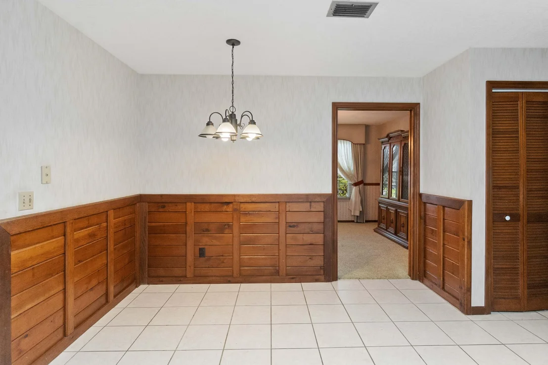 Photo of 741 Montclair Road NE