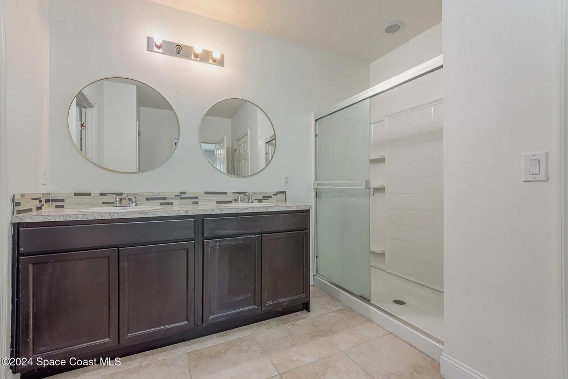 Photo of 2675 Falcon Lane