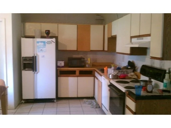 Photo of 820 NW Lyons