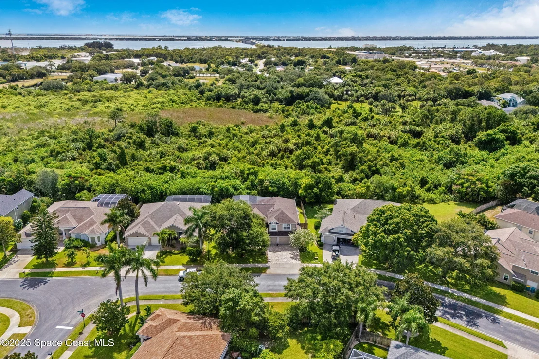 Photo of 5837 Arlington Circle