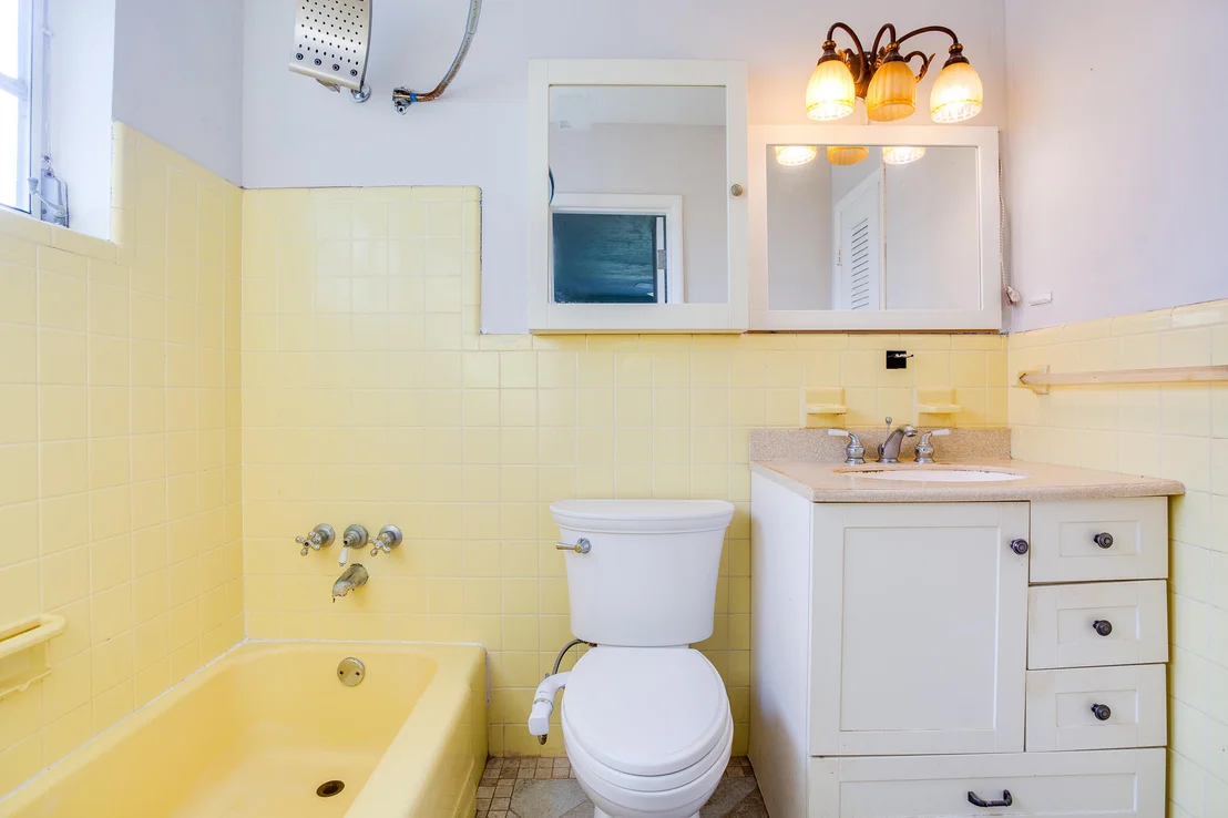 Photo of 2911 Sailfish Street NE