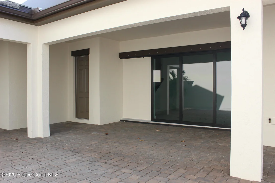Photo of 2455 Spur Drive