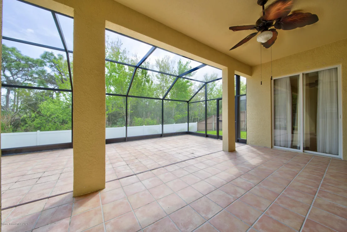 Photo of 4698 Alamanda Drive