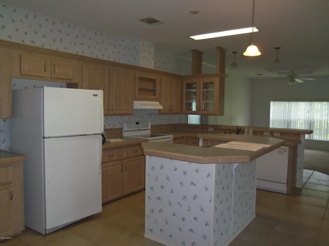 Photo of 475 Outer Drive