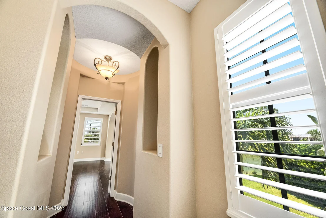 Photo of 609 Monterey Drive