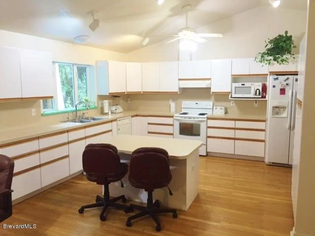 Photo of 4467 Country Road