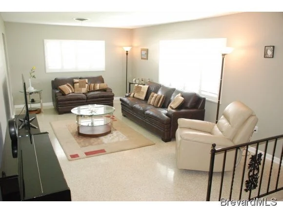 Photo of 517 Andrews Drive