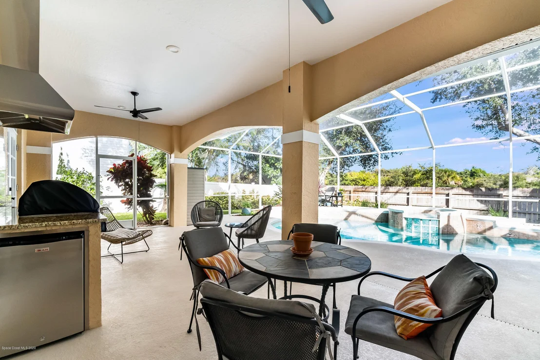 Photo of 702 Sanderling Drive