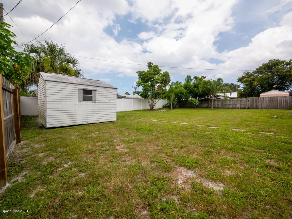 Photo of 442 Willow Lane