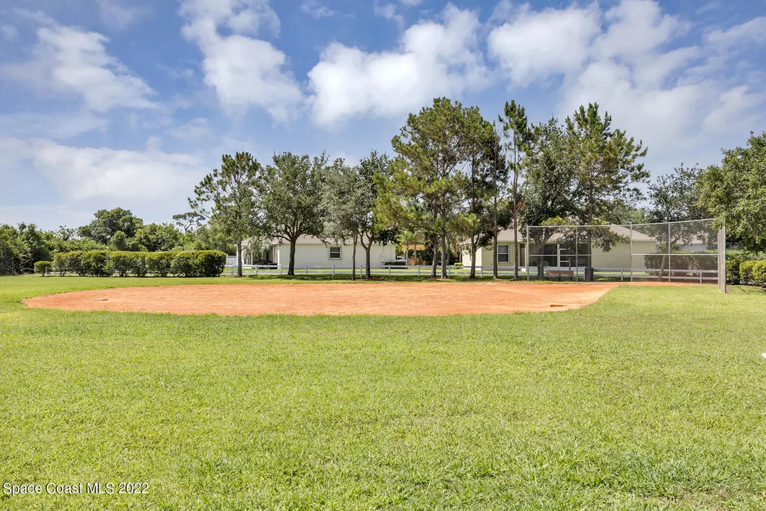 Photo of 4198 Chastain Drive