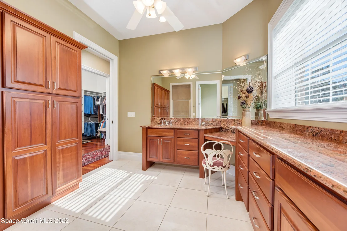 Photo of 3685 Oak Lane