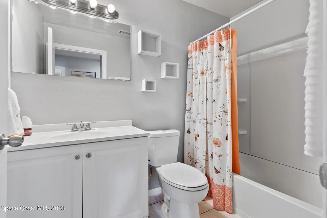Photo of 1312 Ethel Circle NE
