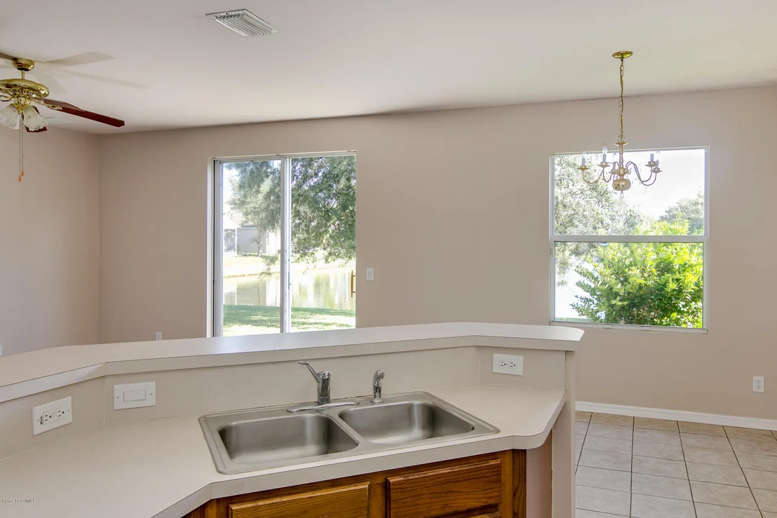 Photo of 621 Cressa Circle